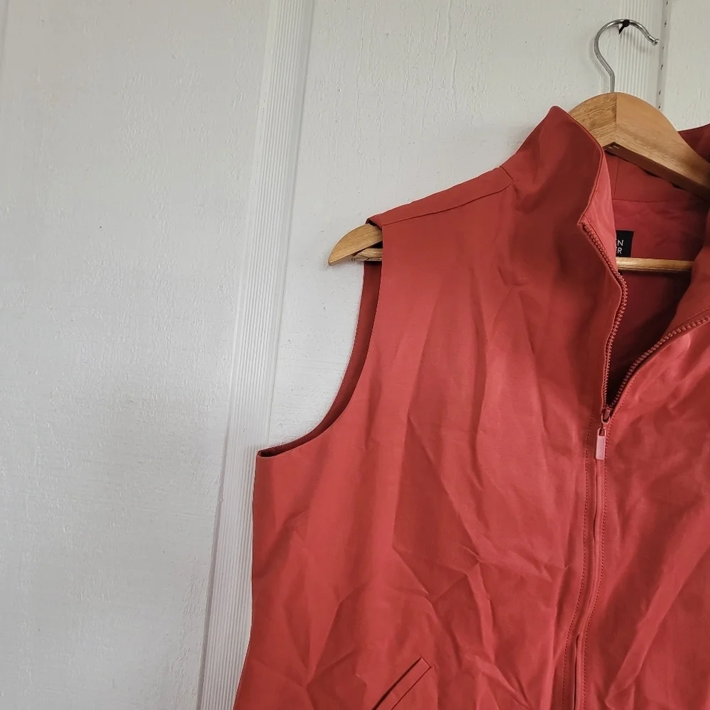 Eileen Fisher eileen fisher